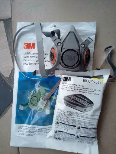 3M Half Face Respirator Mask with 6003 Cartridge